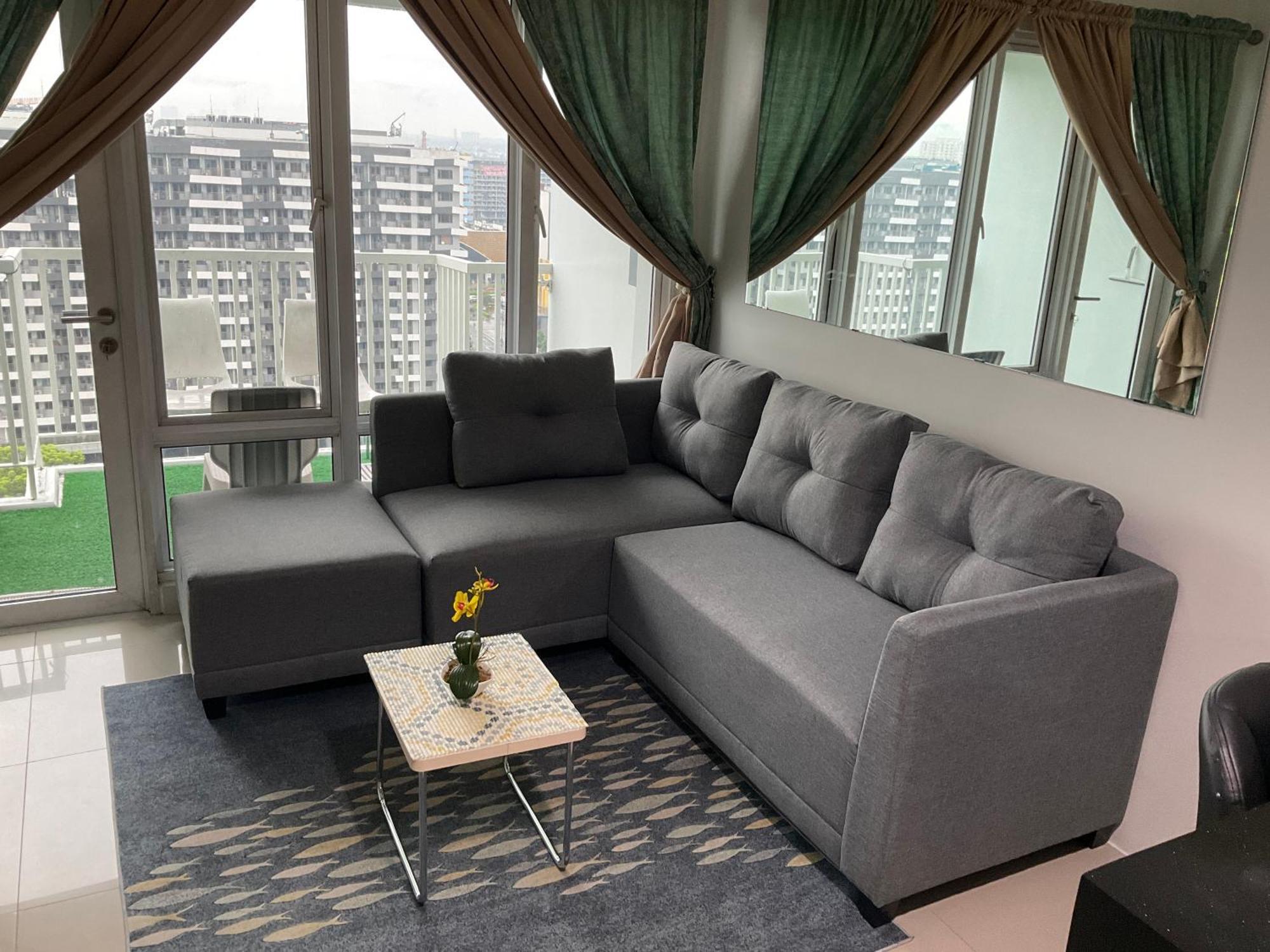 Sea 2-Br Unit With Free Parking Near Mall Of Asia Pasay Exterior photo